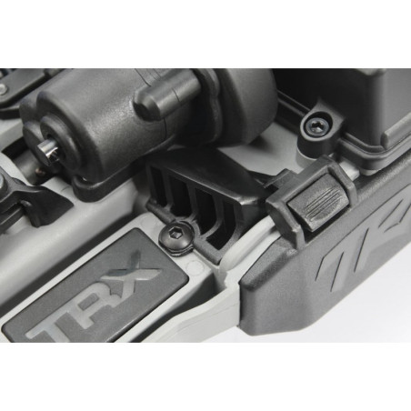 TRAXXAS E-REVO 1/16 4X4 USB, AZUL(INCLUYE BATERIA Y CARGADOR) - Imagen 4