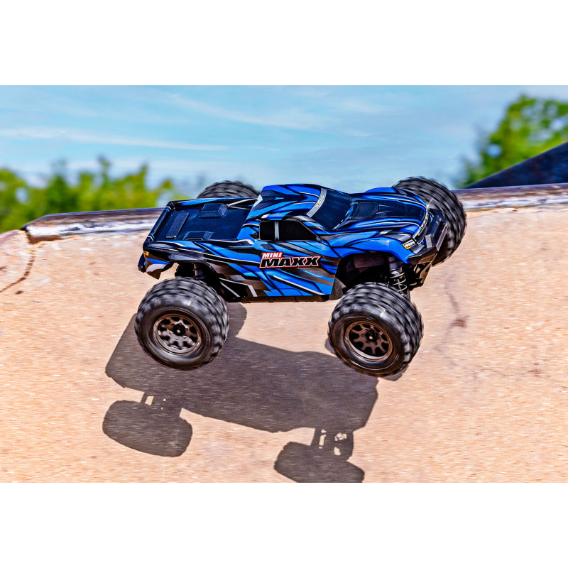 TRAXXAS MINI MAXX BL-2S Monster Truck Brushless  INCLUYE BATERIA Y CARGADOR USB - Imagen 9