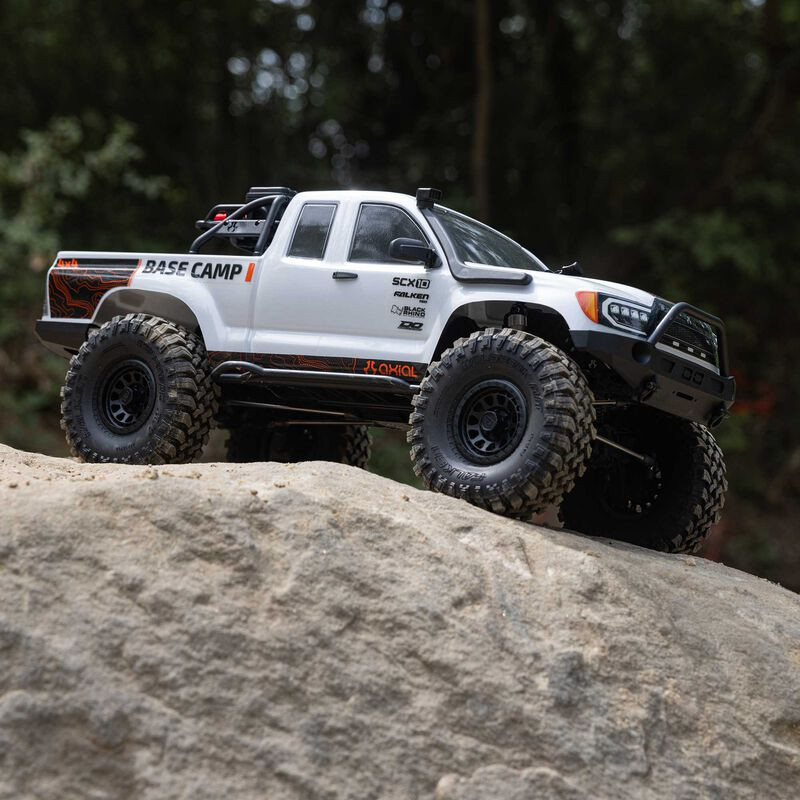 AXIAL SCX10 III BASE CAMP 1/10 4X4 ROCK CRAWLER RTR, BLANCO - Imagen 11
