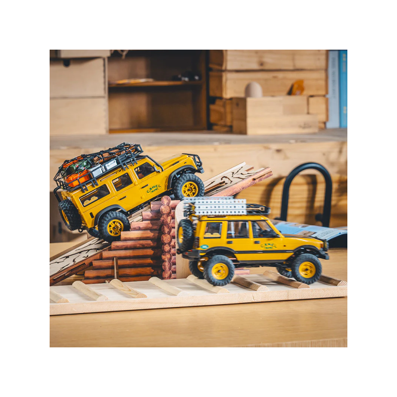 FMS Land rover Discovery 1st gen FCX24M RTR 4x4 1/24 camel Trophy Serie - Imagen 6