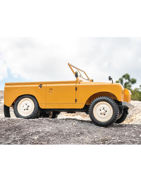 FMS 1:12 LAND ROVER SERIE II RTR AMARILLO - Imagen 9