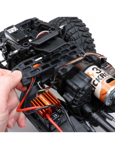 PACK AXIAL 1/10 SCX10 III Coyote 4X4 RTR Brushed Rock Crawler+BATERIA ABSIMA Y CARGADOR TEAM CORALLY - Imagen 7